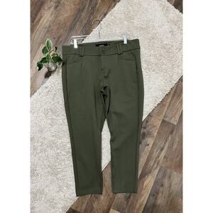 Torrid 12 Regular Olive Green Ankle Slim Tapered Skinny Ponte Knit Pixie Pants